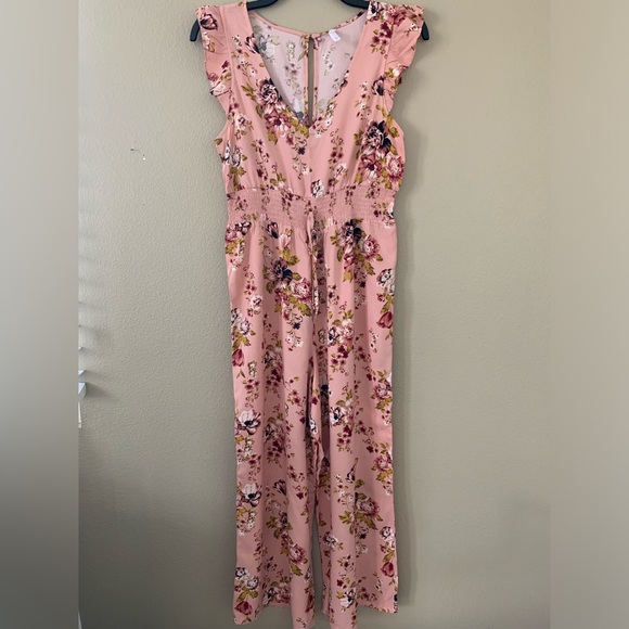 Xhilaration Women’s Floral Wide Leg One Piece Jumper NWOT Size M - Picture 2 of 12